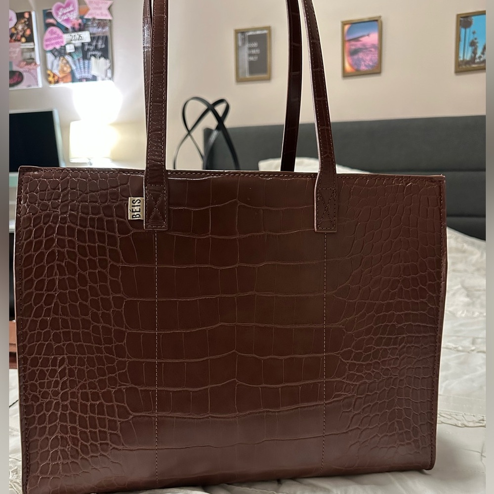 BΓ©is Croc-Embossed Leather Tote in Deep Brown